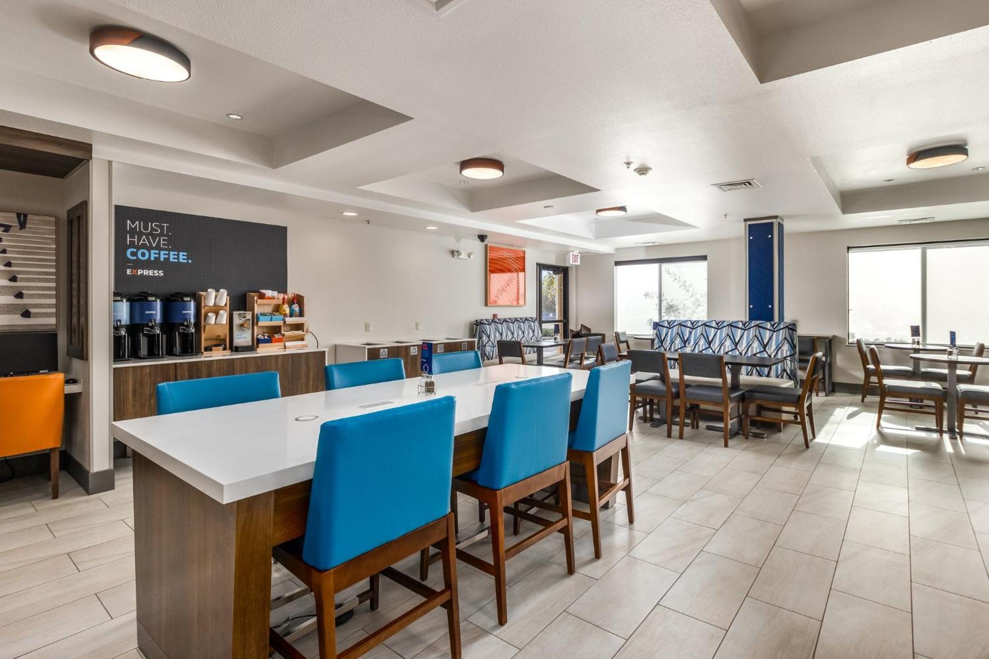 Express & Mall-portland Area By Ihg 3* Vancouver