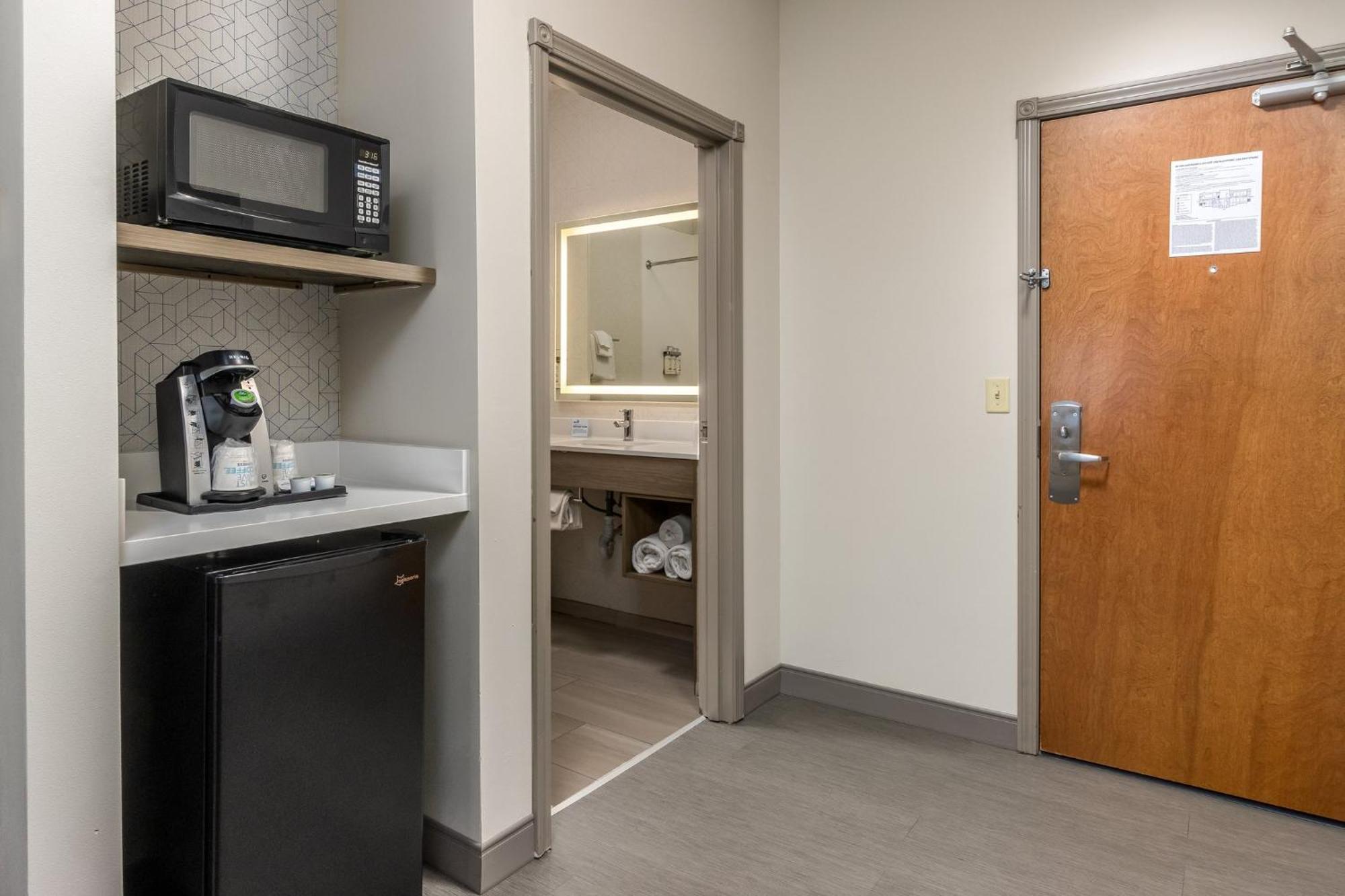 Express & Mall-portland Area By Ihg 3*